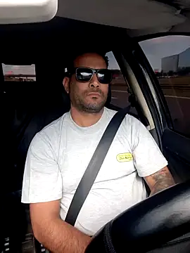 hecwil8 online show from 11.22.25