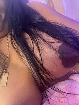 Snapshot of canela_10 chatting on 10.31.25 canela 10 online show from 10.31.25