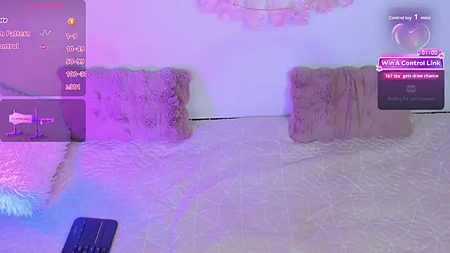 pauline golden1 online show from 04.20.26