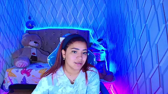 NicolleTaylor online show from 10.25.25