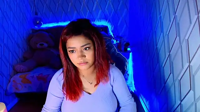 NicolleTaylor online show from 12.01.25