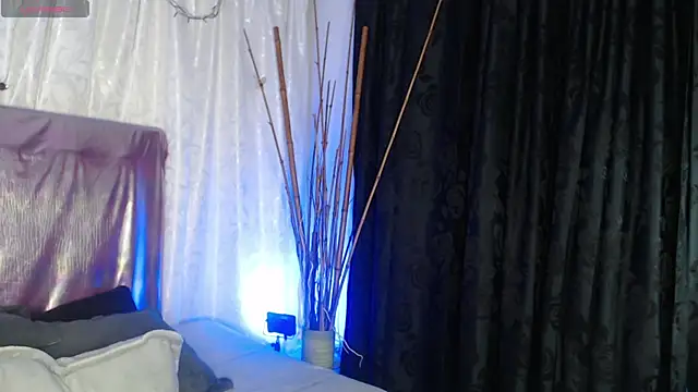 megan lover online show from 10.15.25