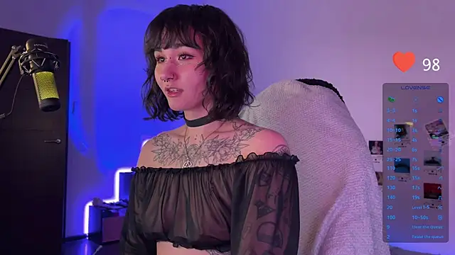 deadlysweet online show from 01.06.25