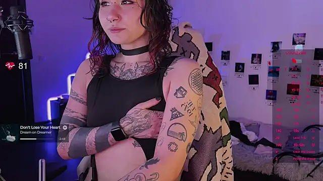 deadlysweet online show from 11.01.25