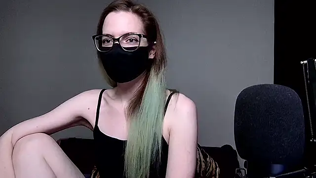 amber candyfloss online show from 12.10.24