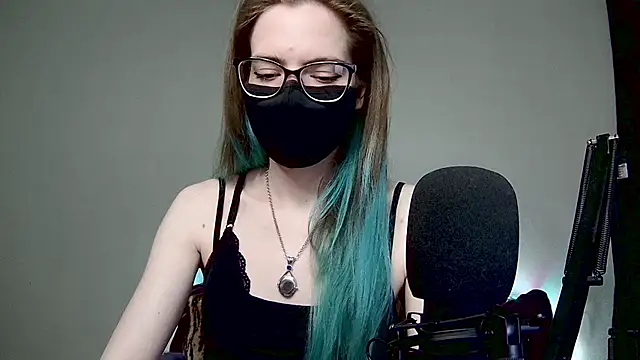 amber candyfloss online show from 02.02.25