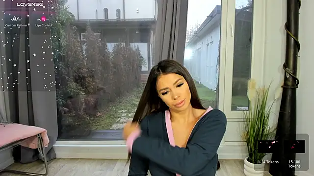 Selena Reeves online show from 12.28.24