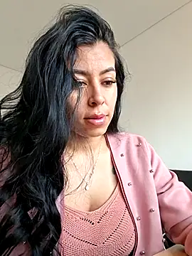 Emily Wane online show from 06.26.26