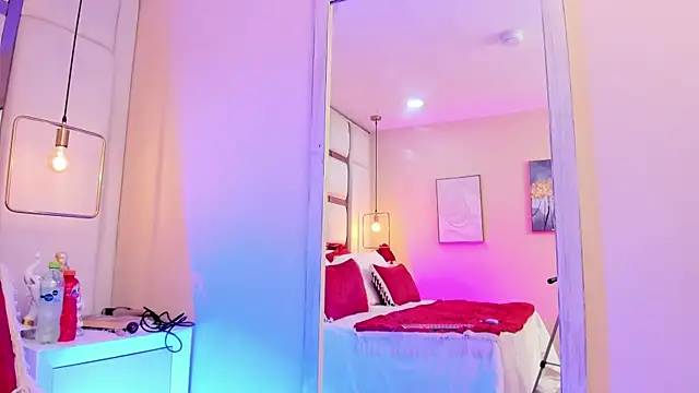 elizavenus online show from 04.13.26