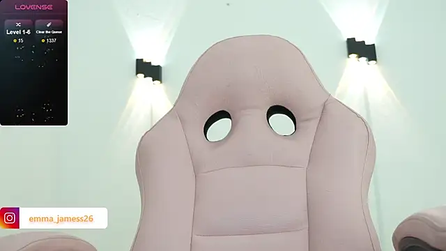 Emma jamess online show from 04.18.26