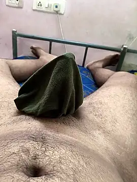 Tamil Chennai Men online show from 04.17.26