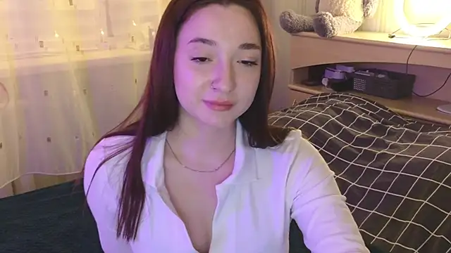 YasmineWest online show from 02.20.25