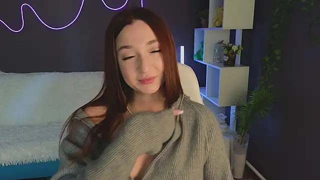 YasmineWest online show from 10.16.25