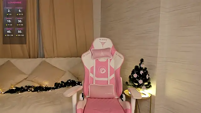 AnnikaAllison online show from 01.06.26