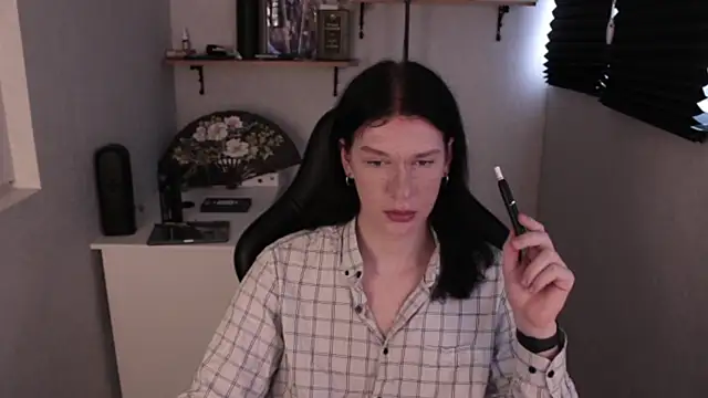 carthylovvve online show from 01.20.25