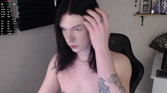 carthylovvve online show from 01.28.25