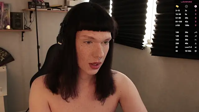 carthylovvve online show from 02.28.25