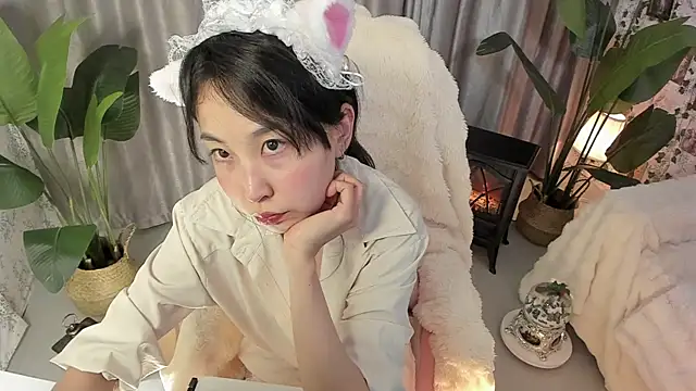 Minami 686 online show from 02.12.25
