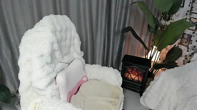 Minami 686 online show from 02.20.25