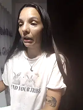 Snapshot of samilux5 chatting on 01.26.25 samilux5 online show from 01.26.25