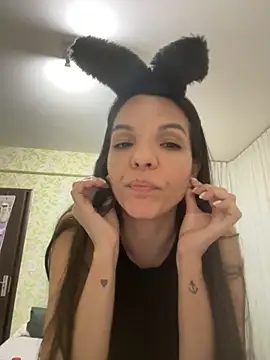 Snapshot of samilux5 chatting on 10.20.25 samilux5 online show from 10.20.25