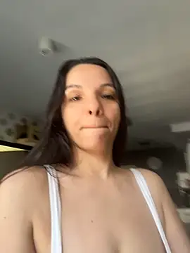 Snapshot of samilux5 chatting on 11.10.25 samilux5 online show from 11.10.25