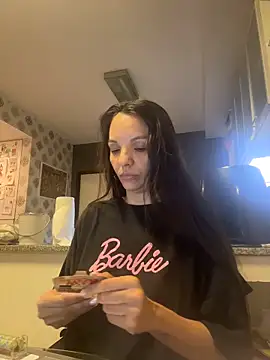 Snapshot of samilux5 chatting on 11.21.25 samilux5 online show from 11.21.25