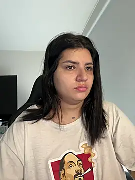 Snapshot of horny_roomiess chatting on 01.31.25 horny roomiess online show from 01.31.25