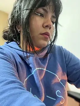 JulianaCastillo online show from 09.23.25