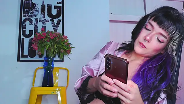 purple em69 online show from 12.02.25