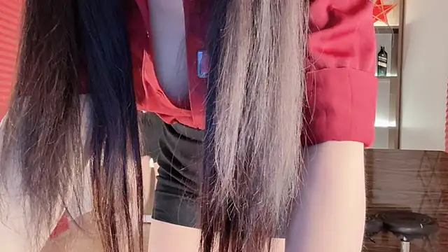 Snapshot of Jennie_Spa chatting on 10.08.25 Jennie Spa online show from 10.08.25