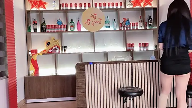 Snapshot of Jennie_Spa chatting on 10.21.25 Jennie Spa online show from 10.21.25