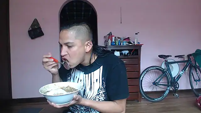 CoreAlejito online show from 03.12.25