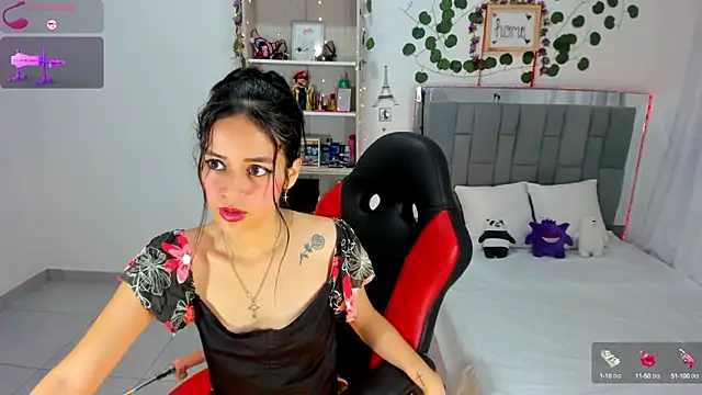 Snapshot of HannaSexyy chatting on 10.09.25 HannaSexyy online show from 10.09.25