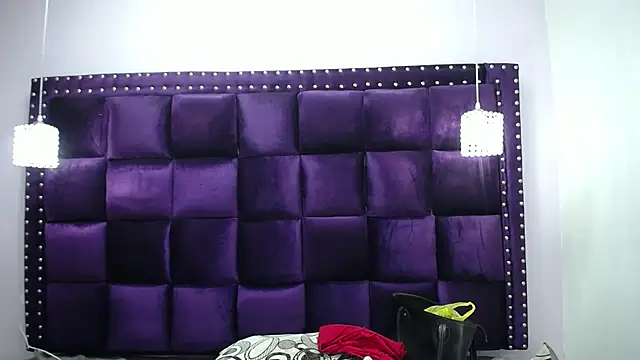 CrushOnMe  online show from 01.25.25