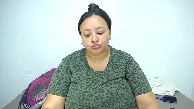 CrushOnMe  online show from 01.17.26