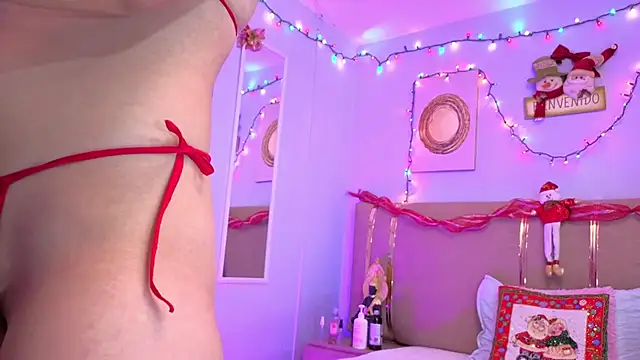 sarah cruzz  online show from 12.17.25