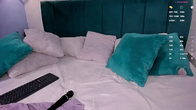 katherin smith  online show from 12.31.24