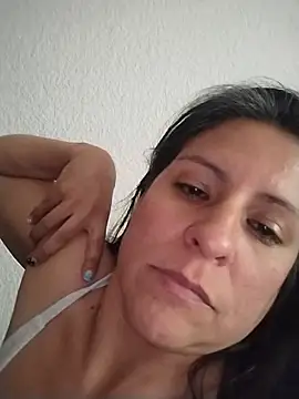 LucifernandaSw online show from 02.14.25