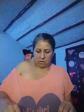 Snapshot of LucifernandaSw chatting on 03.25.26 LucifernandaSw online show from 03.25.26