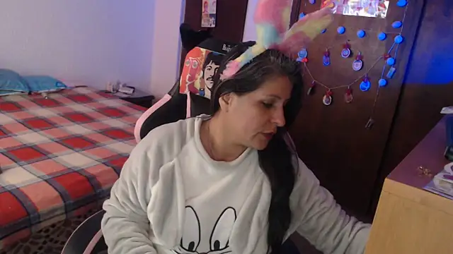 Snapshot of LucifernandaSw chatting on 03.30.26 LucifernandaSw online show from 03.30.26