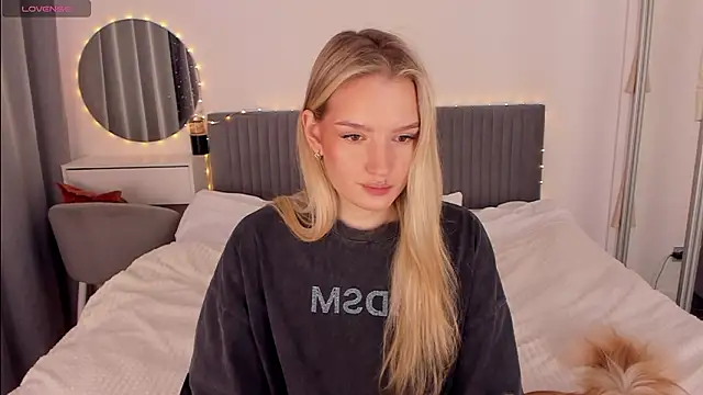 CassieRayss online show from 03.04.26