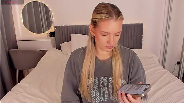 CassieRayss online show from 03.17.26