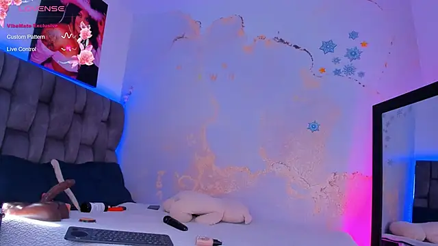 camilawhite   online show from 01.14.25