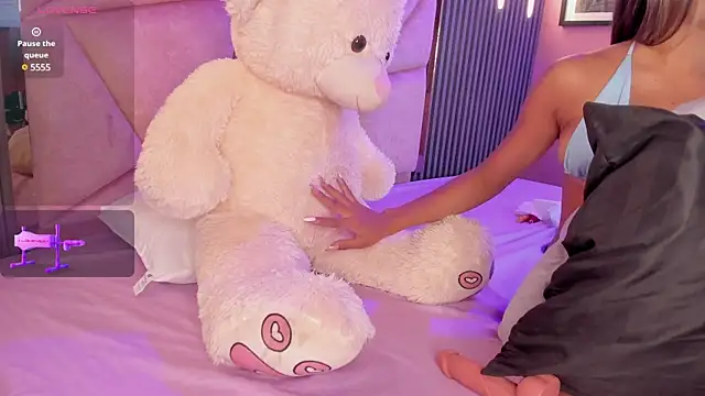 Alisse Miller online show from 12.15.24