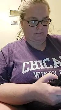 SexyWhiteChocolate online show from 12.30.24