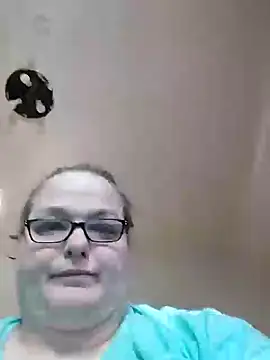 SexyWhiteChocolate online show from 01.02.25