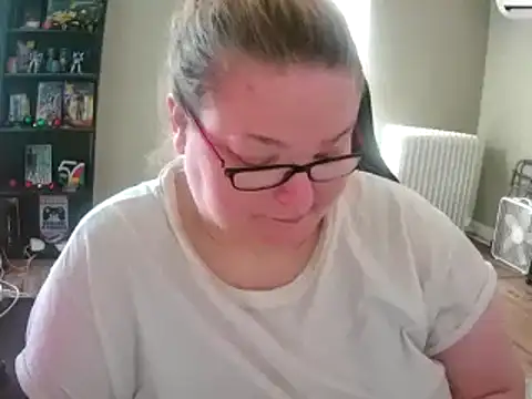 SexyWhiteChocolate online show from 03.16.25