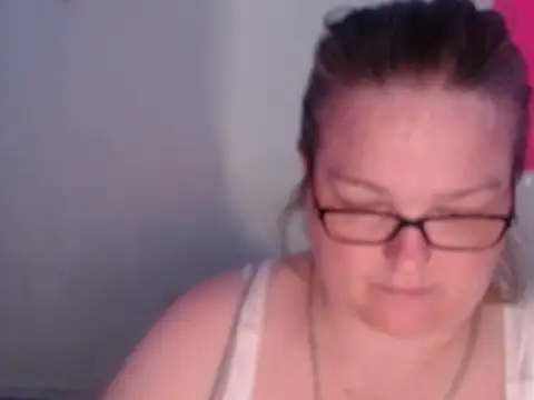 SexyWhiteChocolate online show from 09.28.25