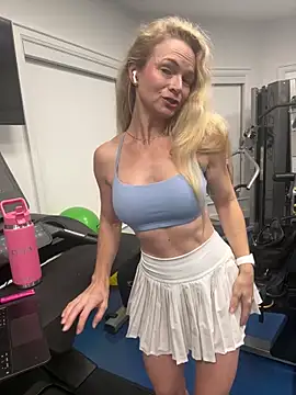 Snapshot of CindyOcean chatting on 12.14.24 CindyOcean online show from 12.14.24